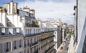 Hôtel des Champs-Elysées